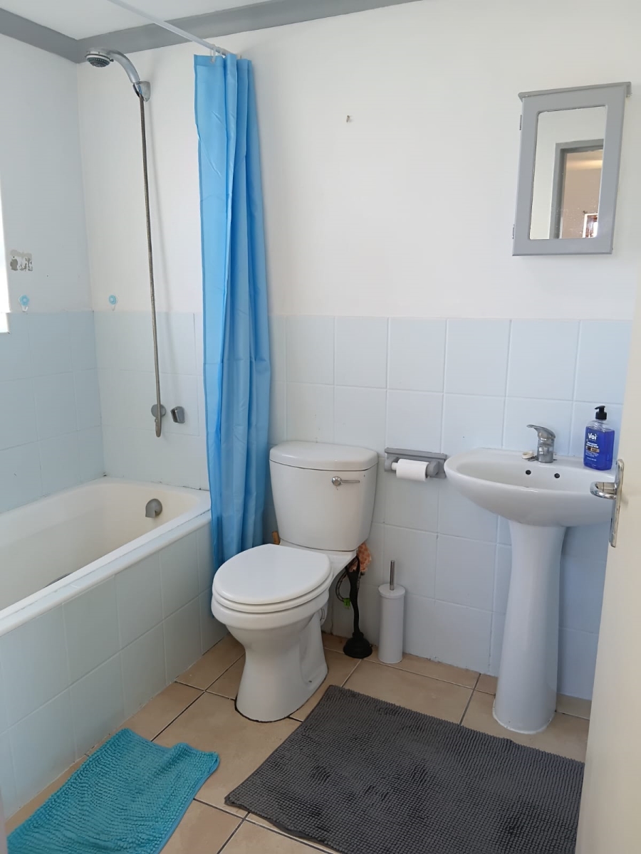 To Let 1 Bedroom Property for Rent in Diep River Western Cape